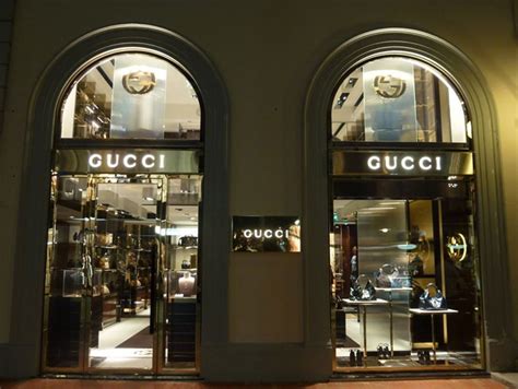 negozio montecatini gucci